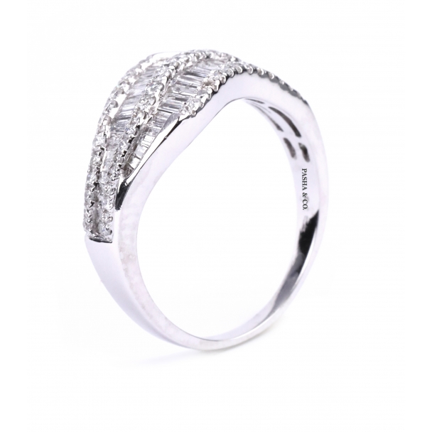BAGET AND ROUND CUT DIAMOND RING